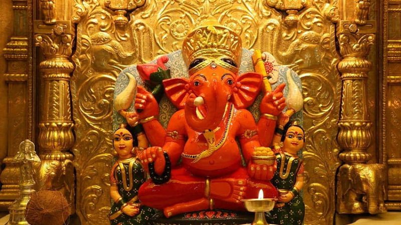 Mumbai – Shree Siddhivinayak Temple Live