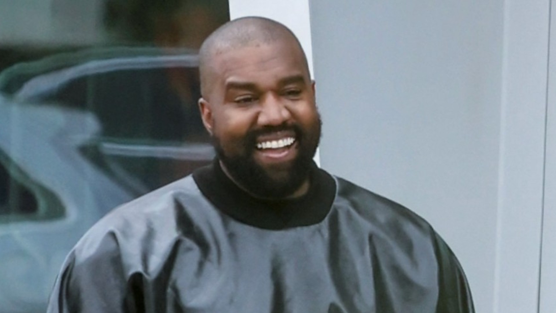 Kanye West Didn’t Have Teeth Removed For New Grill (Exclusive)