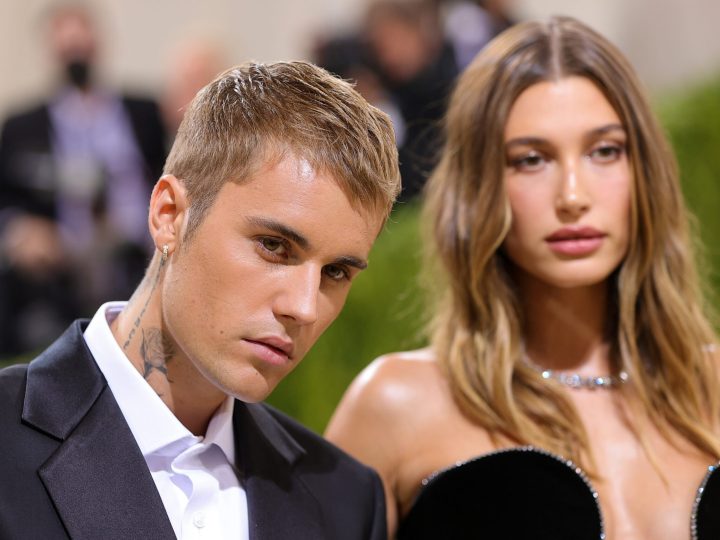 Hailey & Justin Bieber Headed for Divorce? Fans Spy Major Clues