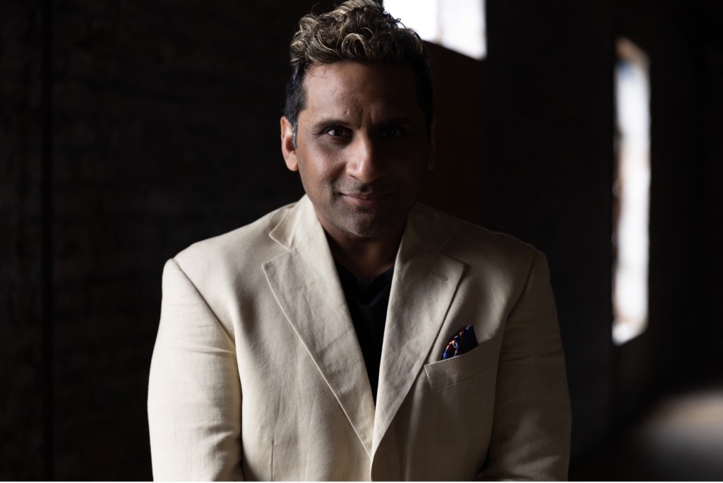 ‘Kiss Of The Con Queen:’ First Look At Ravi Patel In Crime Thriller