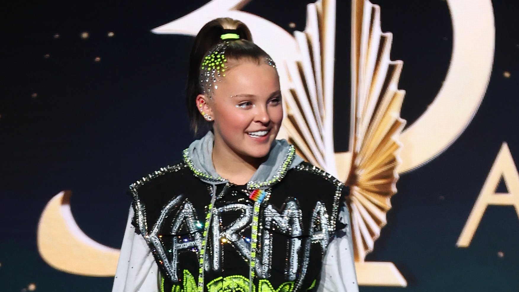 JoJo Siwa: Pregnant Or Trolling Fans