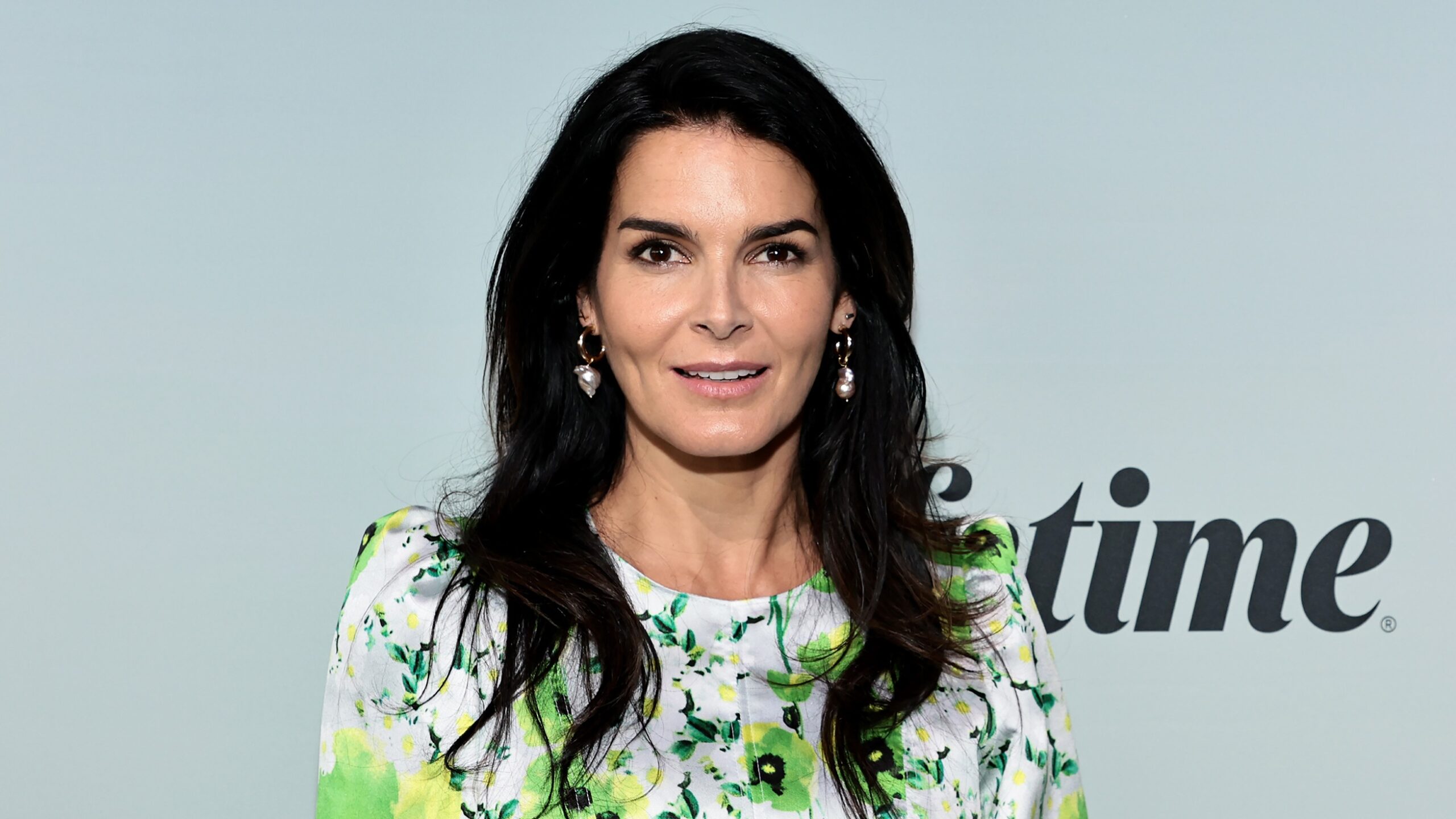 Angie Harmon’s Teenage Daughter Accused of Night Club Break-In