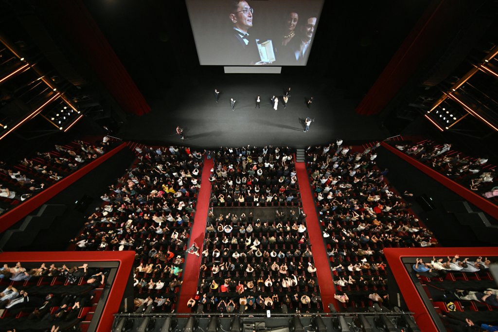 Cannes Workers Critizise French Government Over Stagnant Salary Talks