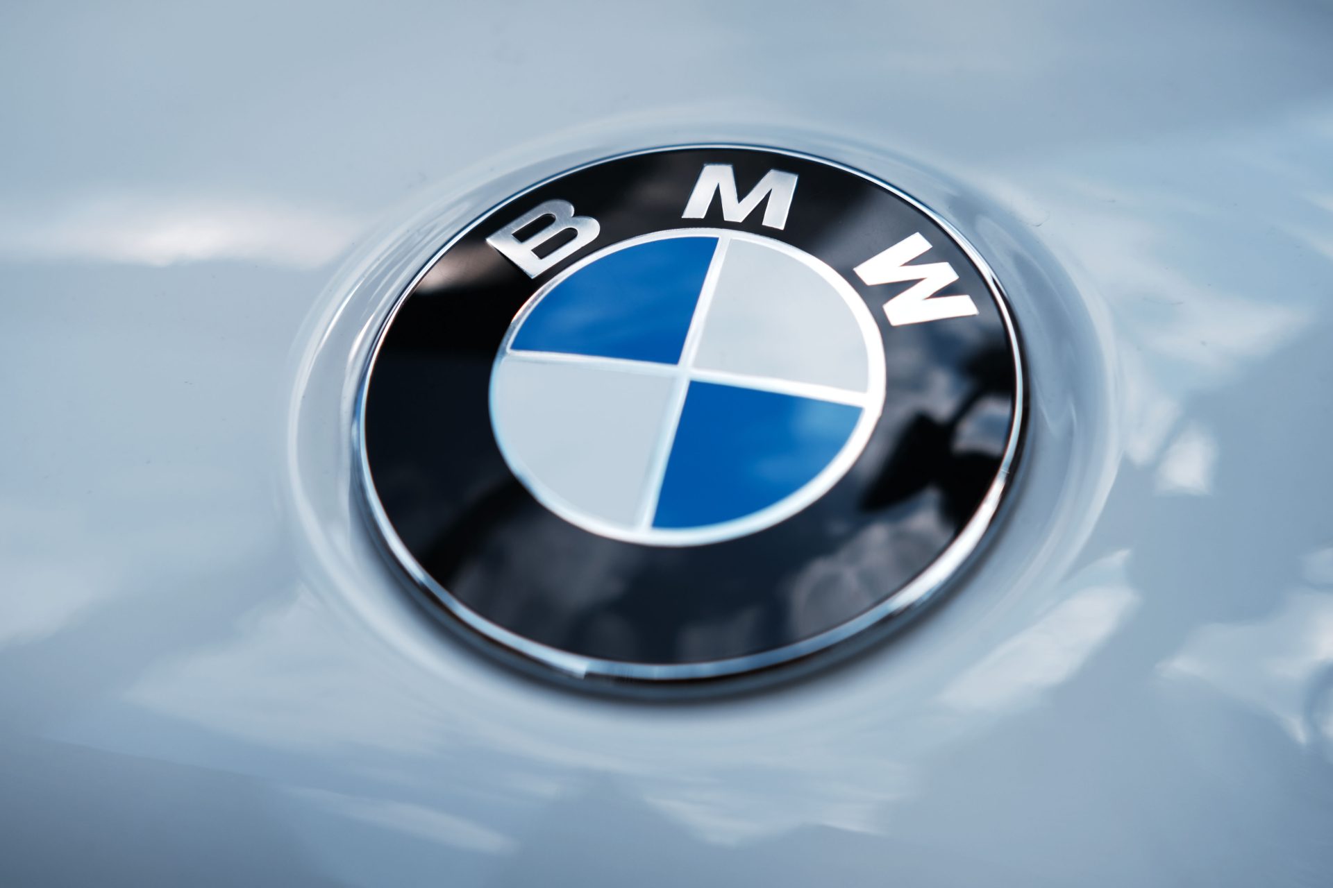 BMW Reportedly Recalls Over 100,000 Vehicles